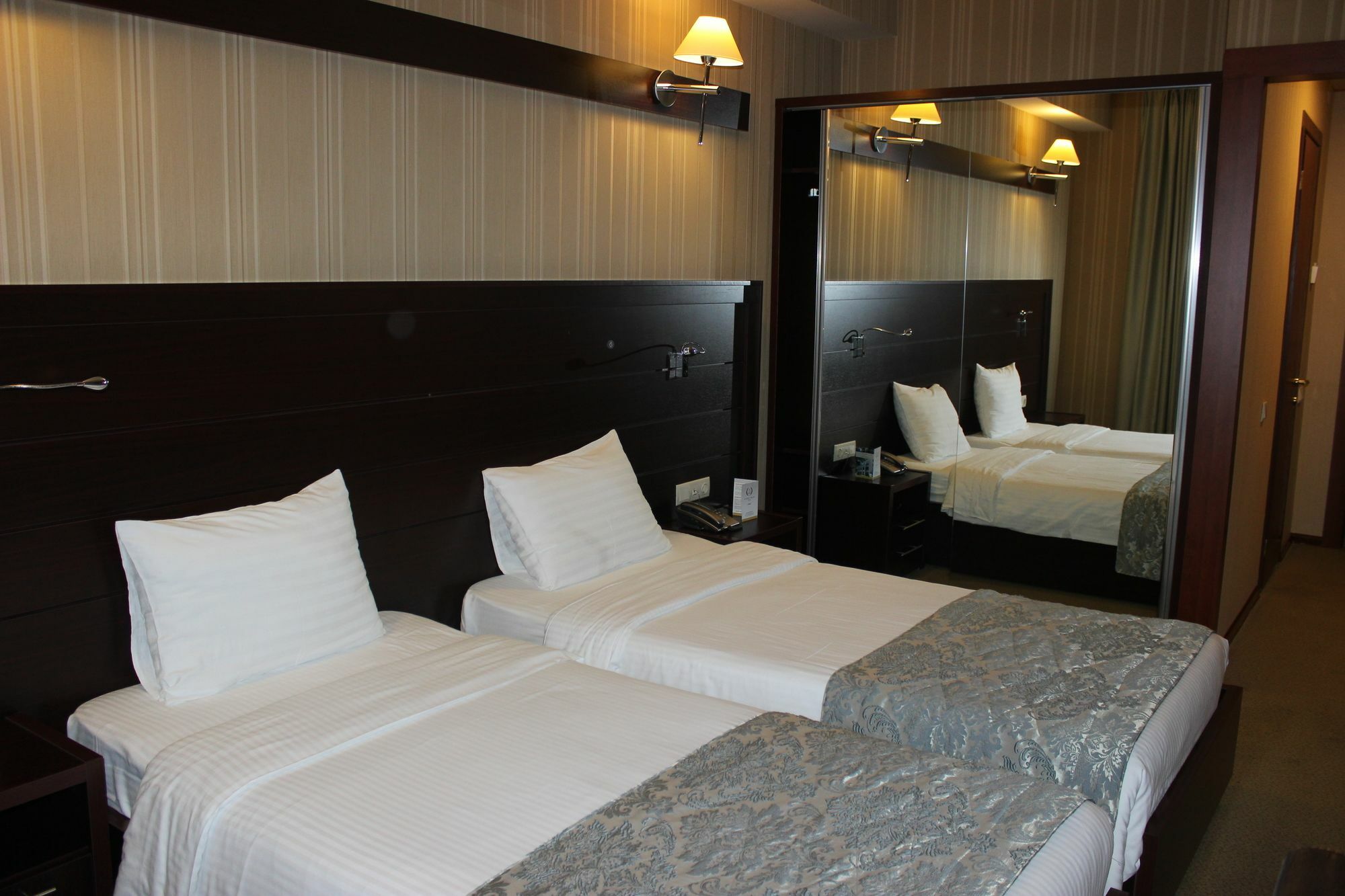 Astoria 4*